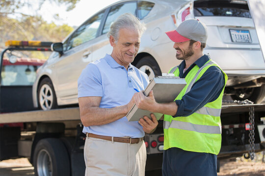 Driver shocked by unexpected towing bill after breakdown without insurance coverage